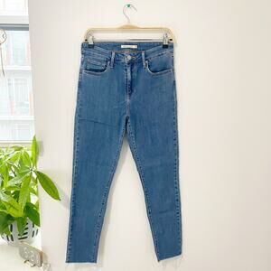 Levi’s High Rise Skinny Jeans Size 29